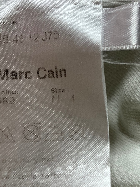 MARCCAIN SPORT Graphic Tee MEDIUM - Picture 9 of 13